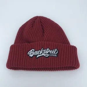 Custom Winter Cuffed Knitted Hats Embroidery Beanies Solid Color Unisex Warm Caps