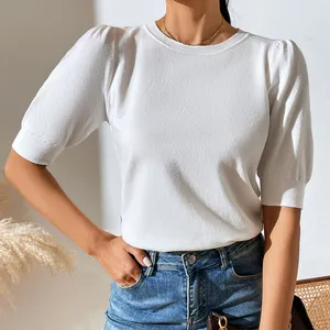 Pull en tricot personnalisé élégant de couleur unie de printemps Pull à manches moelleuses Design ajusté Pull en tricot pour femmes