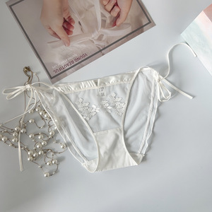 กางเกงในผู้หญิงขายส่ง ปักลายตาข่าย เซ็กซี่ เอวต่ำ ซีทรู พร้อมสายลูกไม้ ระบายอากาศได้ดี ชุดชั้นในสวยหรู - Product Image 5