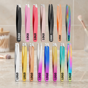 Maclura - El Mejor Kit de Belleza en Oro Rosa, Juego de Pinzas para Cejas y Pestañas de Acero Inoxidable con Punta Inclinada, con Estuche, Marca Privada - Product Image 3