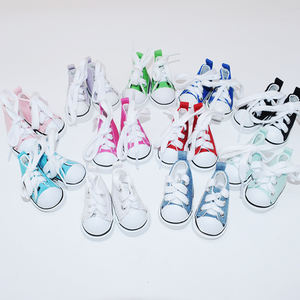 <span class=keywords><strong>Mini</strong></span> chaussures de sport 3D, porte-clés de chaussures en toile, baskets en caoutchouc plastique, porte-clés - Product Image 1