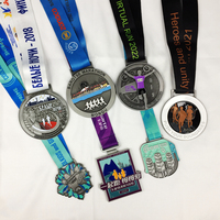 Médaille en métal plaqué or et argent marathon 5K 10K pour le cyclisme sur piste gravé Karaté pour l'obtention du diplôme Produit d'artisanat en métal