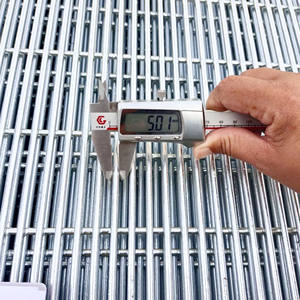 고강도 보안 <span class=keywords><strong>358</strong></span> 와이어 메쉬 침입 방지 울타리 클리어뷰 펜스 아연 도금 클리어 뷰 펜스 패널 - Product Image 2