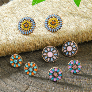 Flower <b>Stud</b> <b>Earrings</b> Alloy <b>Crystal</b> Rhinestone Bezel Setting Women's Fashion Jewelry Boho Style 2025 - Product Image 2