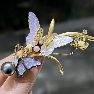 Broche de Perla con Forma de Mariposa Estilo Chino con Concha de Nácar Chapada en Oro, Artesanía de Esmalte Hecha a Mano para Accesorios de Vestidos de Banquete - Product Image 3