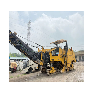 เครื่องกัดยางมะตอย CAT PM200 มือสอง 30 ตัน พร้อมเกียร์บ็อกซ์และเครื่องยนต์คุณภาพสูง กำลัง 429 กิโลวัตต์ ระบบไฮดรอลิกเต็มรูปแบบ - Product Image 1