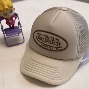 Customized <strong>Von</strong> Sports <strong>Hat</strong> Custom Embroidered <strong>Dutch</strong> Trucker <strong>Hat</strong> Available on a First-come, First-served Basis - Product Image 4