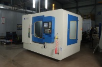 Máquina de Perforación y Roscado CNC Horizontal de Alta Precisión con Torreta de 12 Estaciones |   Cargador Automático de Piezas para Producción en Masa
