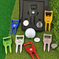 Coffret Cadeau de Luxe Personnalisé pour Club de Golf : Outil de Réparation de Gazon en Métal, Marqueur de Balle, Clip Magnétique pour Chapeau, Jeton de Poker avec Boîte et Conception Gratuite
