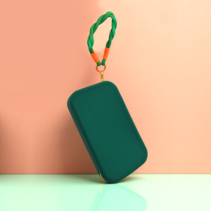 Pochette cosmétique en silicone personnalisée, portable, étanche, avec fermeture éclair, organiseur de toilette de voyage pour femmes - Product Image 3