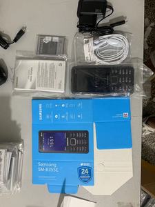 Téléphone <span class=keywords><strong>portable</strong></span> pour <span class=keywords><strong>Samsung</strong></span> B355e avec écran 2,4 pouces, <span class=keywords><strong>neuf</strong></span>, double carte SIM, prix bas, vente en gros - Product Image 2