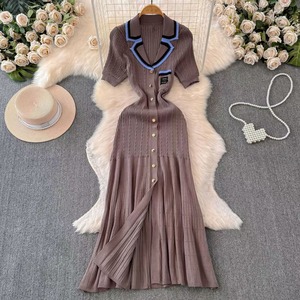 Women's Casual Summer <strong>Dresses</strong> Wholesale Short Sleeve Long Sweater Knit with Crew Neck and Button Decoration Clashing Colours - Product Image 6