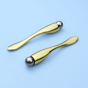 Augencreme-Massagestäbchen mit Rollkugel aus goldenem Metall, Beauty-Gesichtskosmetikspatel Löffel - Product Image 6