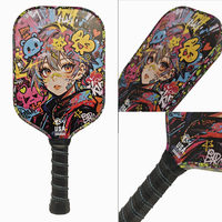 Raquette de pickleball en fibre de carbone T700 OEM ODM, design artistique graffiti vibrant avec motifs accrocheurs, raquette légère et durable