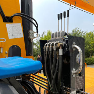 מטען תחבורה רב תכליתיים הידראולי מתכוונן טלסקופי בום רכוב משאית רכוב מנוף אוויר 15 מ 'תיבת הילוכים - Product Image 6