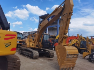 Excavadora de cadenas Caterpillar 320C usada de 20 toneladas, original de Japón, con pocas horas de uso, excavadora hidráulica en stock. - Product Image 3