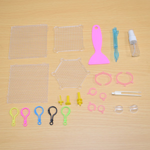 ชุดอุปกรณ์สร้างสรรค์งานศิลปะด้วยเม็ดน้ำ Hama DIY สำหรับเม็ดน้ำเหนียว 2 ถึง 4 ปี ของเล่นเสริมพัฒนาการทำมือ - Product Image 5