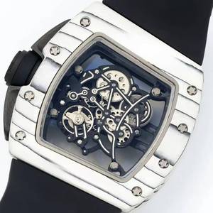 Reloj Deportivo de Lujo para Hombre RM 61-01 con Diseño Hueco, Esfera de Fibra de Carbono y Cerámica - Product Image 5