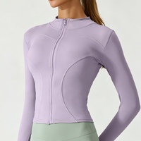 Veste de yoga zippée à col montant pour femme avec logo personnalisé, coupe ajustée, trou pour le pouce, ultra douce, anti-transpiration, respirante, idéale pour la gym et le Pilates