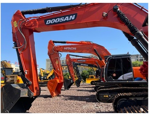 Excavatrice DX 340 d'occasion avec climatisation pour travaux de construction - Product Image 4