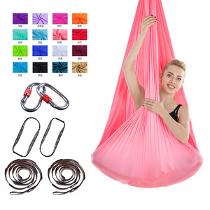 Hamaca de yoga aérea de seda con inversión antigravedad <span class=keywords><strong>para</strong></span> el hogar sin nudos con mosquetón de correa de extensión <span class=keywords><strong>para</strong></span> uso en estudio de Pilates - Product Image 2
