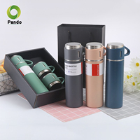 Ensemble de flacons en acier inoxydable personnalisés de qualité supérieure avec deux tasses de gourde d'eau tasse isolée à double paroi pour bouteille d'eau