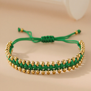 Pulseira de Macramê Ajustável em Cordão Preto Trançado Feita à Mão com Detalhes em Prata para Mulheres e Homens - Product Image 4