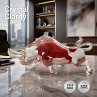 Sculpture de taureau en résine transparente BZY, figurine de taureau rouge de 19,5 cm, décoration de bureau, vente en gros, usine OEM, en vrac