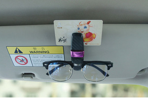 Clipe de Óculos de Sol para Quebra-Sol Universal de Carro, Porta-Óculos Portátil para Cartões e Tickets - Product Image 6