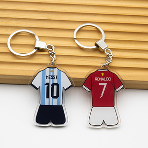 Llavero de acrílico personalizado con logo de club de fútbol, llavero de camiseta de estrella de fútbol con impresión a doble cara de alta calidad al por mayor - Product Image 1
