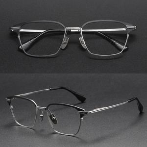 Lunettes de vue en titane <span class=keywords><strong>extra</strong></span> légères personnalisées pour hommes Montures optiques à motif solide pour lunettes de vue personnalisées - Product Image 4