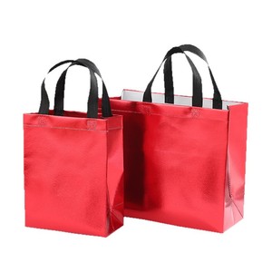 Sacs fourre-tout non tissés imprimés au laser, fabriqués en Chine, en stock, avec revêtement en aluminium et impression de logo disponible ; options multi-tailles pour le shopping - Product Image 5