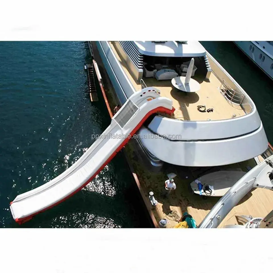 Água comercial jogar equipamento ao ar livre flutuante inflável doca slide água para barco inflável iate slides com subida
