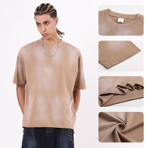 Camiseta de algodón oversize para hombre, de verano, de tejido liso, con hombros caídos, manga corta, bajo sin rematar, con efecto Monkey Wash y degradado - Product Image 1