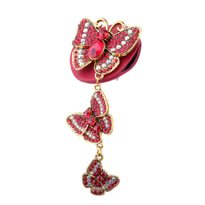 Chest Delight Leather Bondage: Serie di Prodotti per Massaggio Stimolante con Borchie, che Offrono una Sensazione di Prurito Delicato - Product Image 2