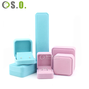 Collier Boucles d'Oreilles Bagues Bracelet Boîte à Bijoux Personnalisée Emballage de Bijoux en Velours Boîte Cadeau - Product Image 2