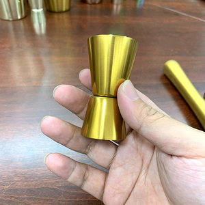 Ensemble <span class=keywords><strong>shaker</strong></span> à <span class=keywords><strong>cocktail</strong></span> en acier inoxydable trois pièces pour accessoires de bar - Product Image 5