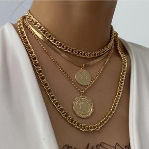 Set di 4 Collane con Ciondolo Rotondo Multistrato in Oro/Argento, Stile Hip Hop Esagerato, Catena Spessa Retrò - Product Image 2
