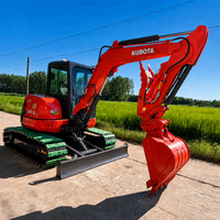 Mini-excavatrice d'occasion Kubota U55-5, 5,5 tonnes, hydraulique, sur chenilles, d'origine japonaise, certifiée CE EPA, faible nombre d'heures, à vendre