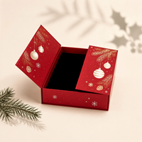 Boîte cadeau de Noël personnalisée de haute qualité en carton recyclé à double porte avec fermeture magnétique, poignée en éponge, carton ondulé pour emballage de luxe