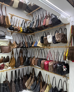 2026 <strong>Women's</strong> High-End Genuine Leather Crossbody <strong>Handbag</strong> with Zipper Closure Versatile <strong>Large</strong> Capacity and Textured Design - Product Image 3