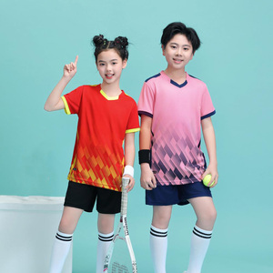Maillots de Football pour Enfants Hommes Garçons Filles, Ensembles de Football à Manches Courtes, Uniformes de Football pour Enfants, Survêtements de Sport de Football - Product Image 1