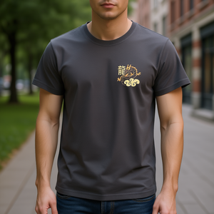 T-Shirt Grigio Scuro con Stampa Drago sul Petto, Vestibilità Unisex, Abbigliamento Promozionale - Product Image 2