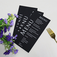 Papier carton noir personnalisé/cartes de menu de mariage en acrylique avec texte déjouant blanc pour décoration de table de mariage