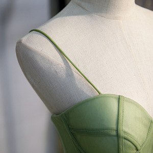 Green Halter Evening Gown Satin Sheath Solid Color Long Dress For Formal Events - Product Image 1