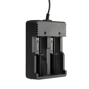 เครื่องชาร์จ USB แบบสองช่องสำหรับแบตเตอรี่ลิเธียม 18650 26650 3.7V สำหรับชาร์จไฟฉาย - Product Image 4