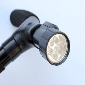 Bastón plegable de aleación de aluminio negro con luz LED y doble mango para personas mayores, bastón para caminar, bastón de senderismo - Product Image 5