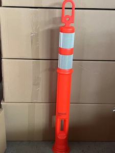 Poste Delimitador de Seguridad con Anillo Superior en T de PE Naranja, con Cinta Reflectante de Alta Calidad - Product Image 5