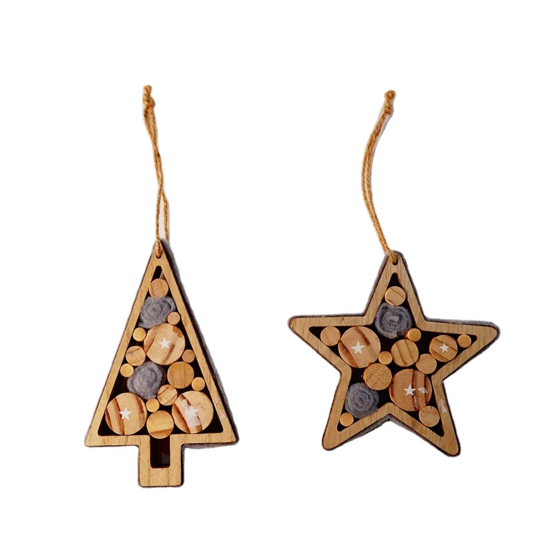 Wholesales árvores de madeira pinha e estrelas padrão natal enfeites de pendurar decoração caseira