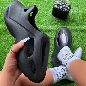 Zapatillas de Espuma Tipo Runner al por Mayor de Fábrica <span class=keywords><strong>para</strong></span> Adultos y Niños con Logo Personalizado, Sandalias y Pantuflas <span class=keywords><strong>para</strong></span> Hombre y Mujer - Product Image 2